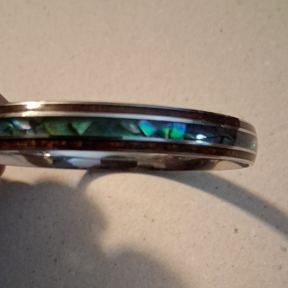 ALOHA Collection Abalone Inlay Silver-Tone Bangle Bracelet - Picture 2 of 2